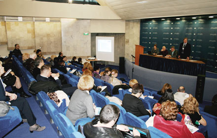  13-� ������������� �������� � ����������� ��������� ������� ���������� � �����-���������� 