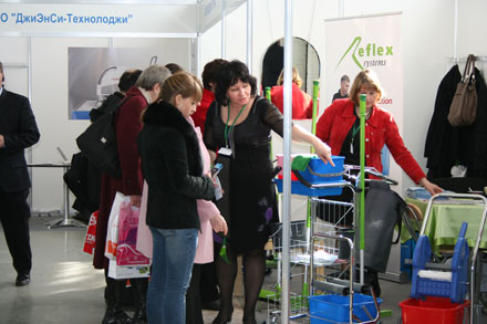  13-� ������������� �������� � ����������� ��������� ������� ���������� � �����-���������� 