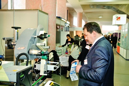   ��������� ���� ������ ������������� �������� ��������Ļ � �������ջ 