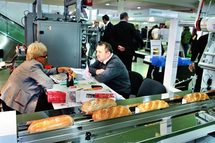   ��������� ���� ������ ������������� �������� ��������Ļ � �������ջ 